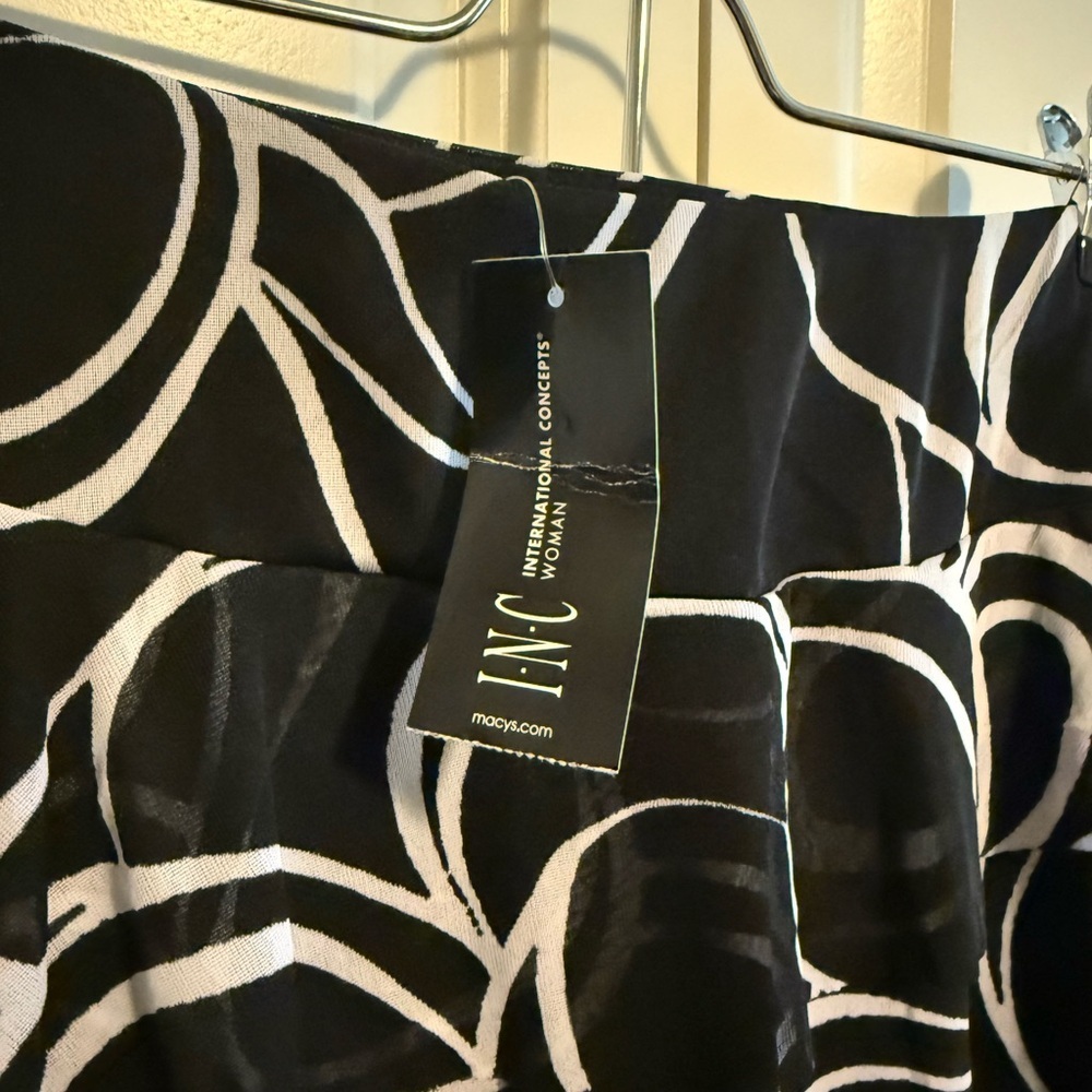 Black and White INC Patterned Skirt - Picture 2 of 5
